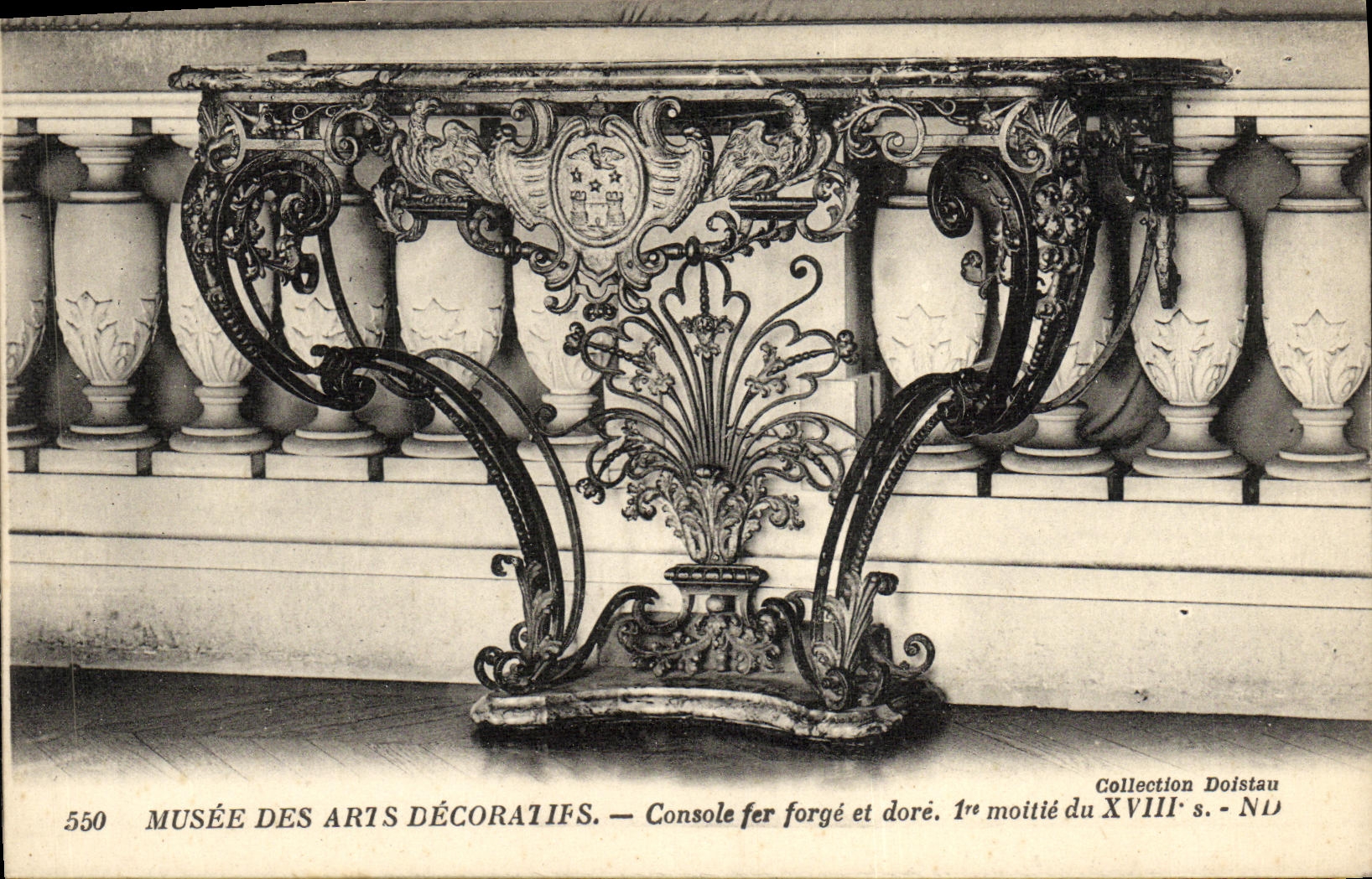 La POSTAL Musee de la VENDIMIA de artes decorativos conforta el hierro labrado y dora Paris