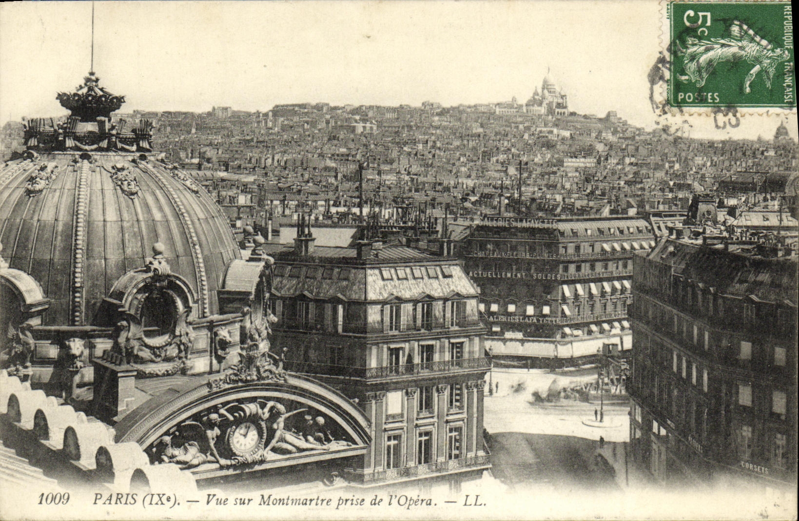 CPA Paris Vue sur Montmartre prise de l Opera
