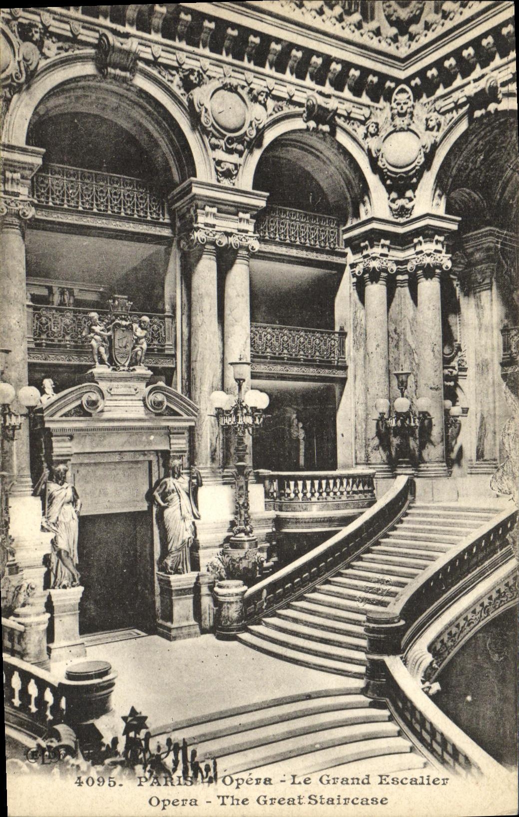 CPA Paris Opera Le Grand Escalier