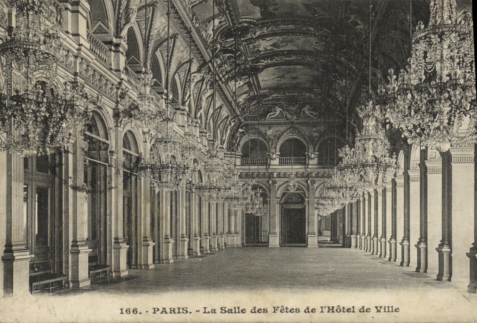 CPA Paris La Salle des Fetes de L Hotel de Ville