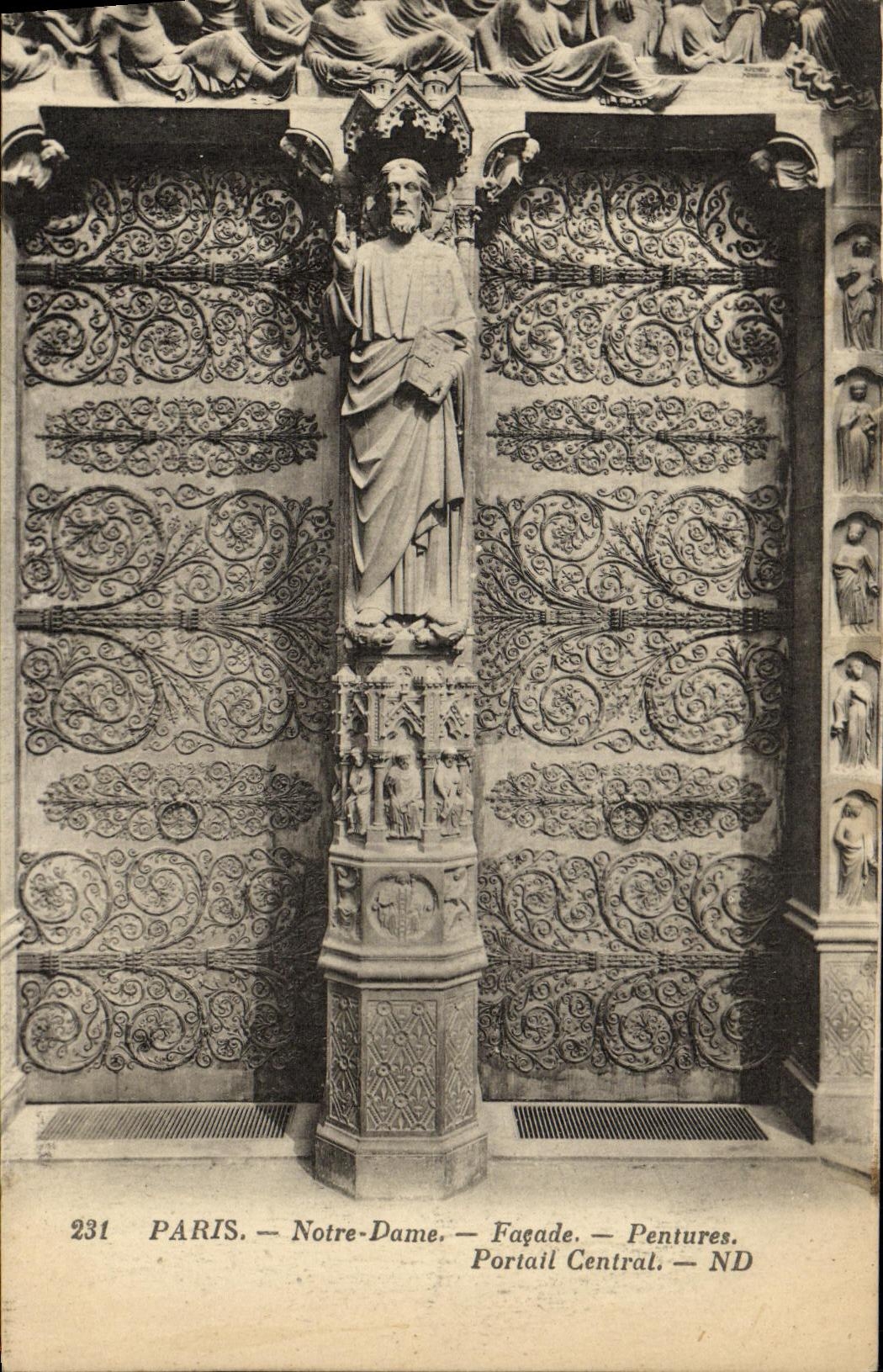 CPA Paris Notre Dame Facade Pentures Portail central