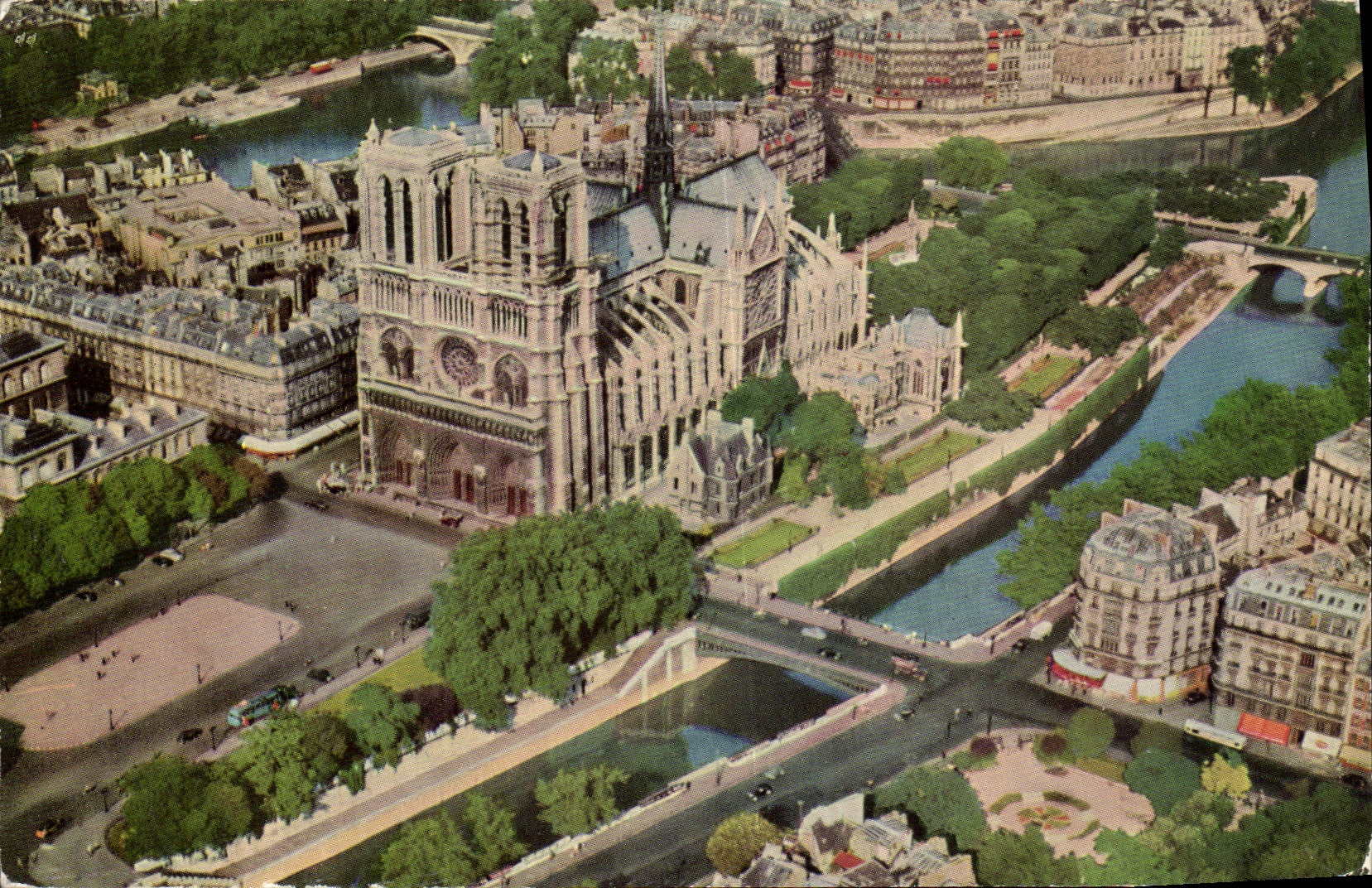 VINTAGE POSTCARD Paris Notre Dame and her square