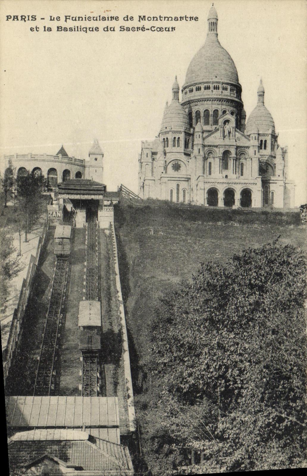 VINTAGE POSTCARD Paris the Funicular of Montmartre and the Basilica of the Sacring Heart