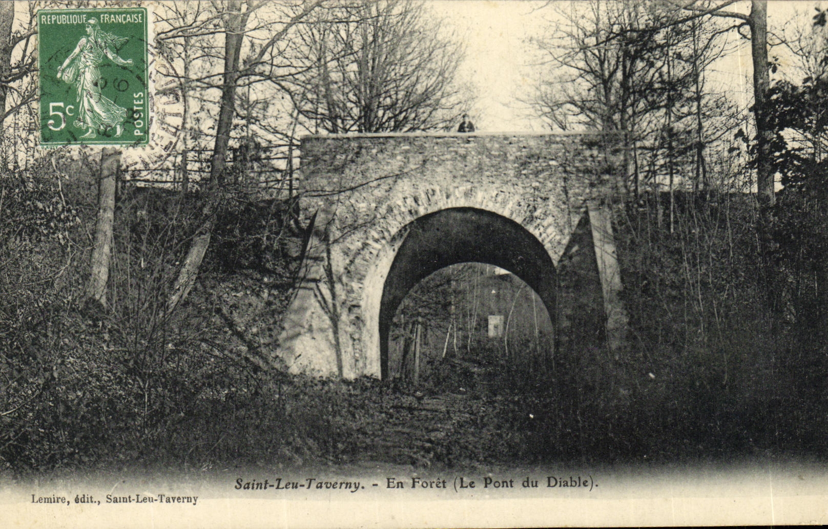 CPA Saint Leu Taverny En Foret Le pont du diable