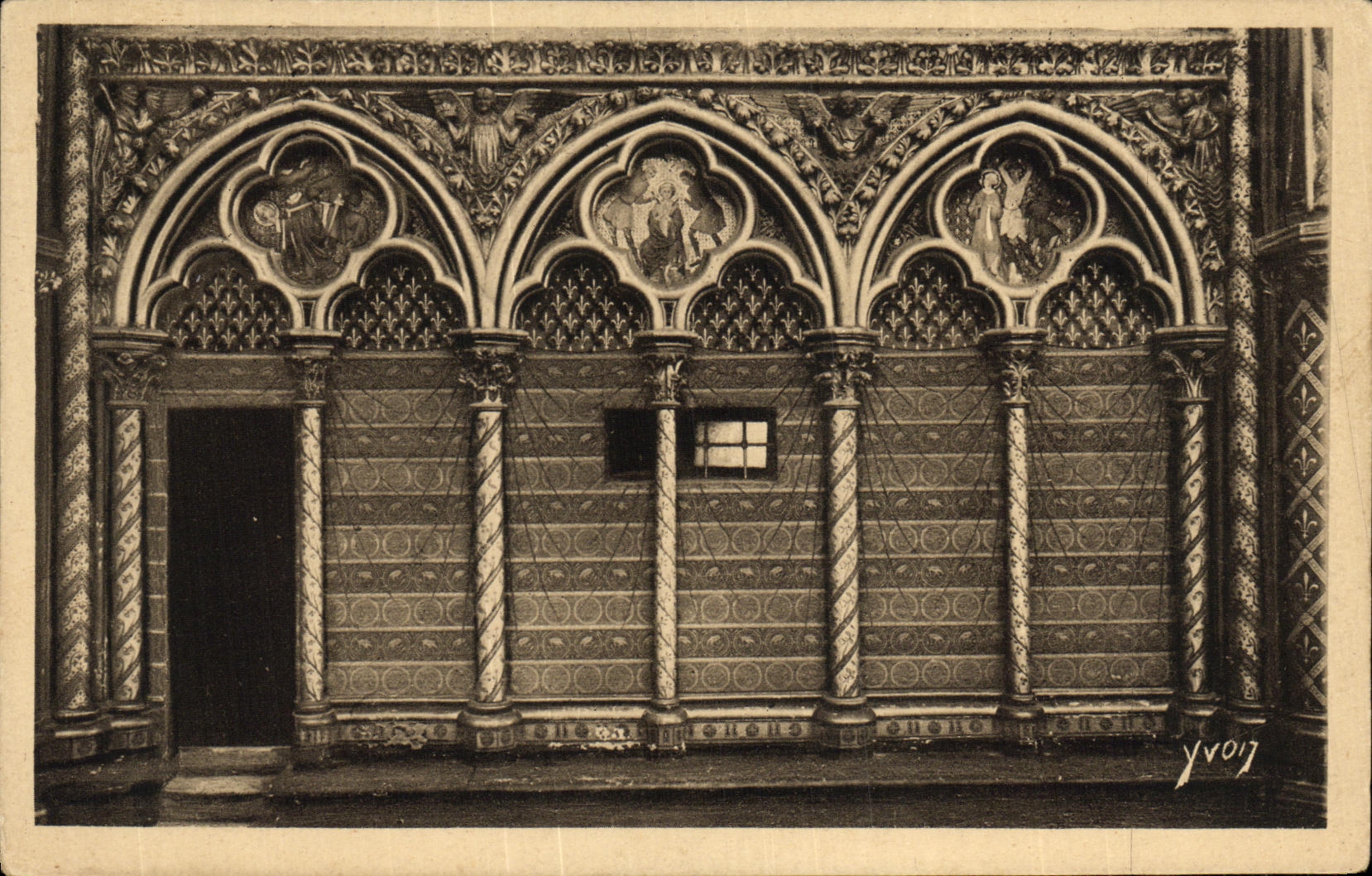 CPA Paris Interieur de la Sainte Chapelle Oratoire de Louis XI