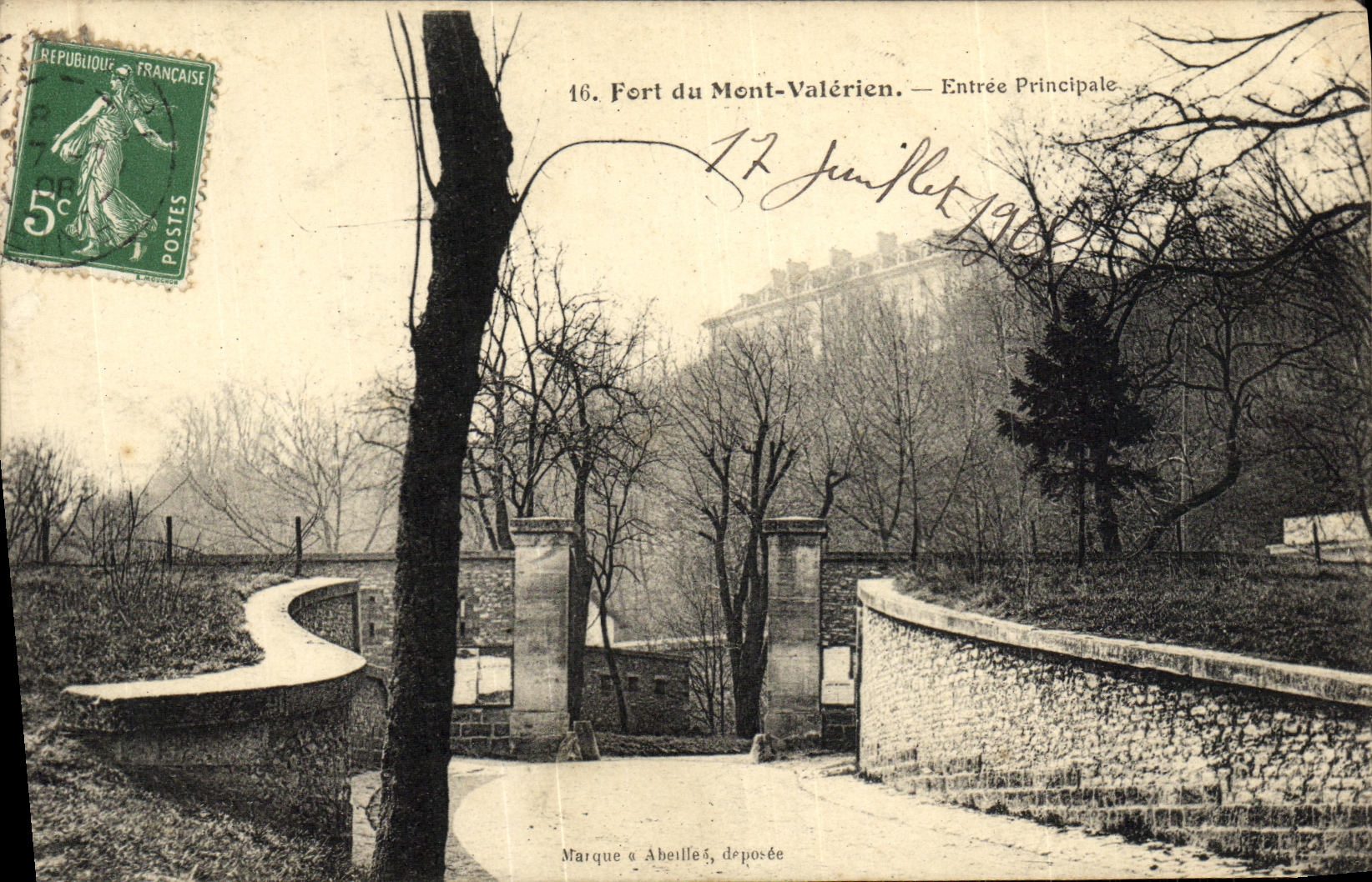 CPA Fort du Mont Valerien Entree Principale Militaria