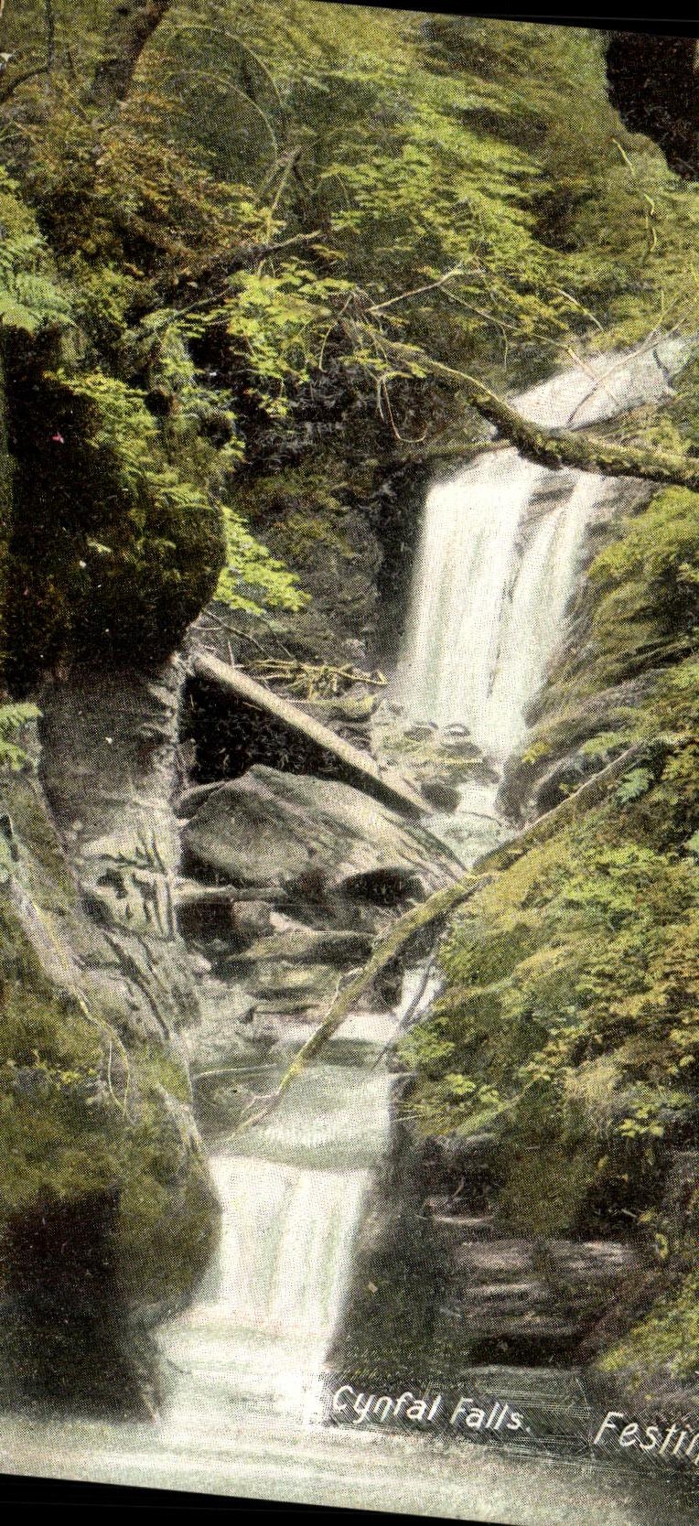 Catarata Festiniog de Cynfal de la POSTAL de la VENDIMIA