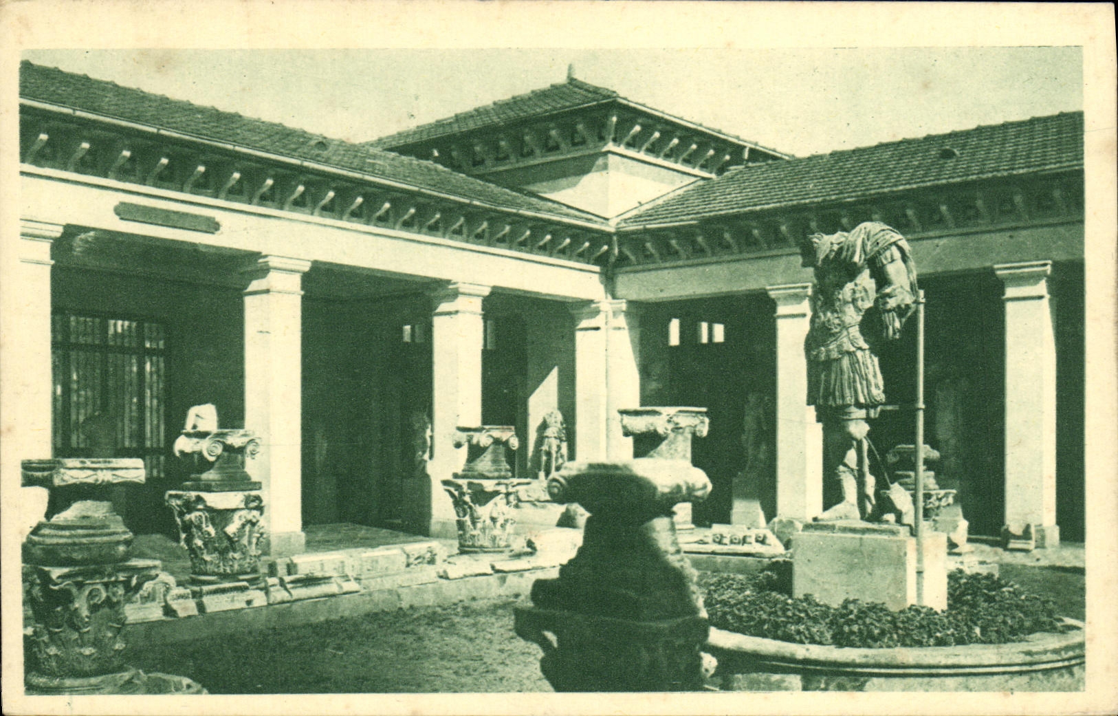 CPA Cherchell Interieur du musee