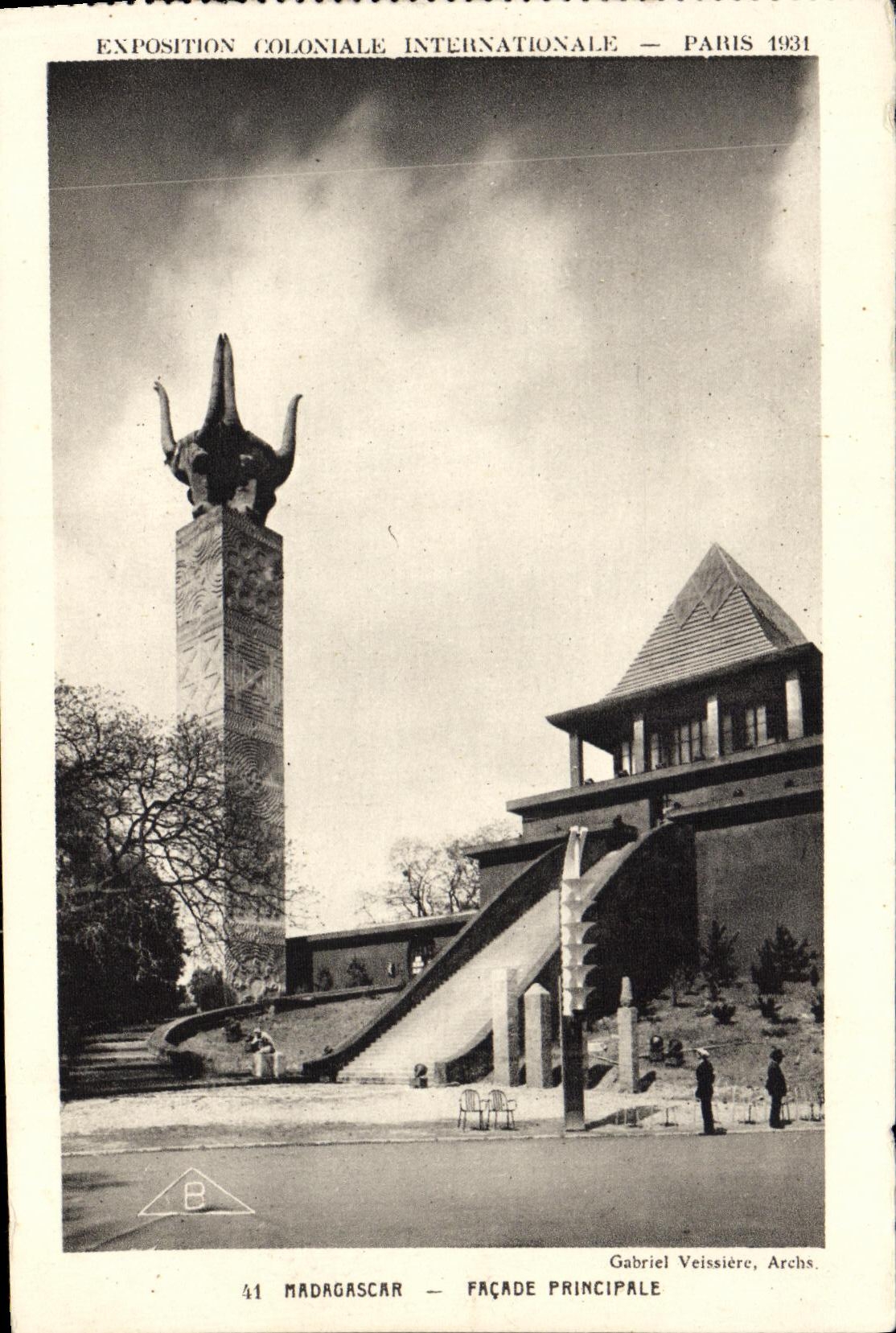 CPA Madagascar Facade Princpale Exposition internationale Paris 1931