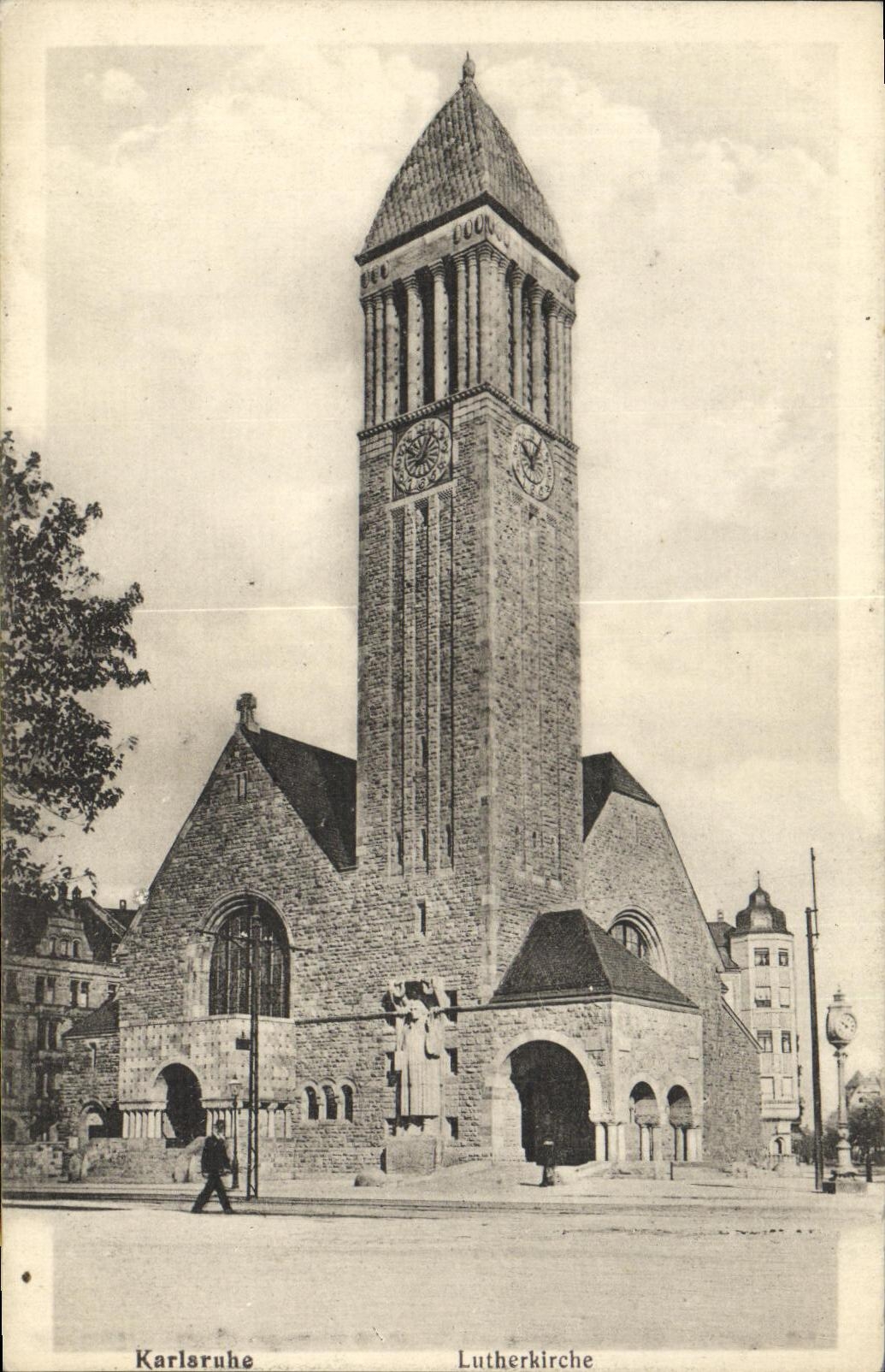POSTAL Karlsruhe Lutherkirche de la VENDIMIA