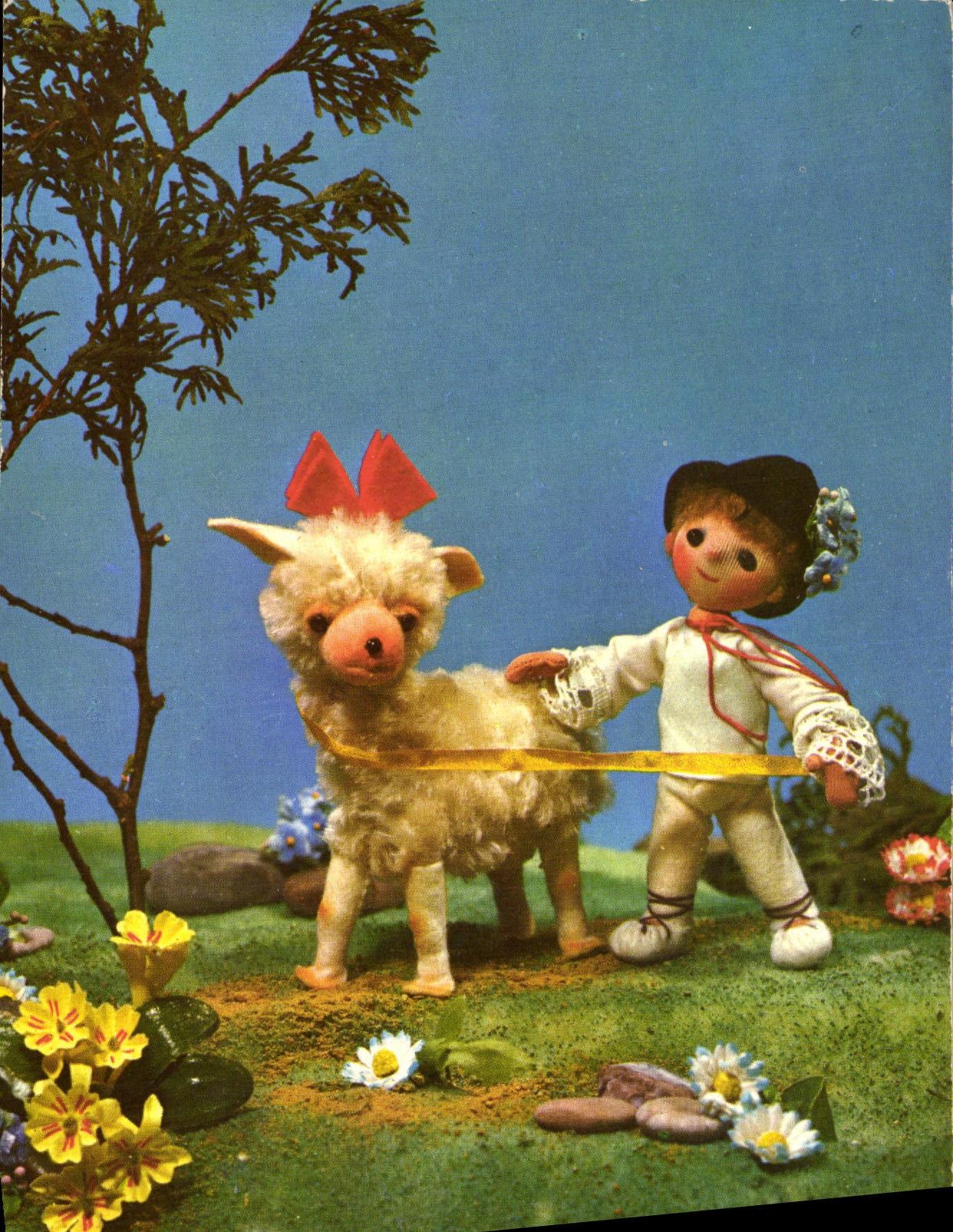 MODERN CARD Child and sheep