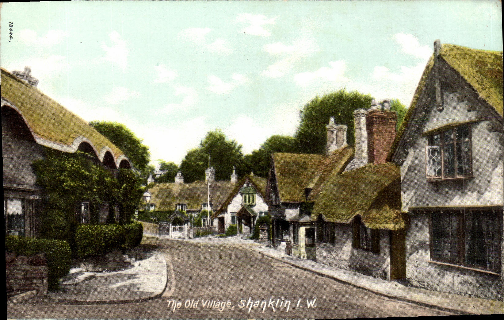 VINTAGE POSTCARD The Old Shanklin Village