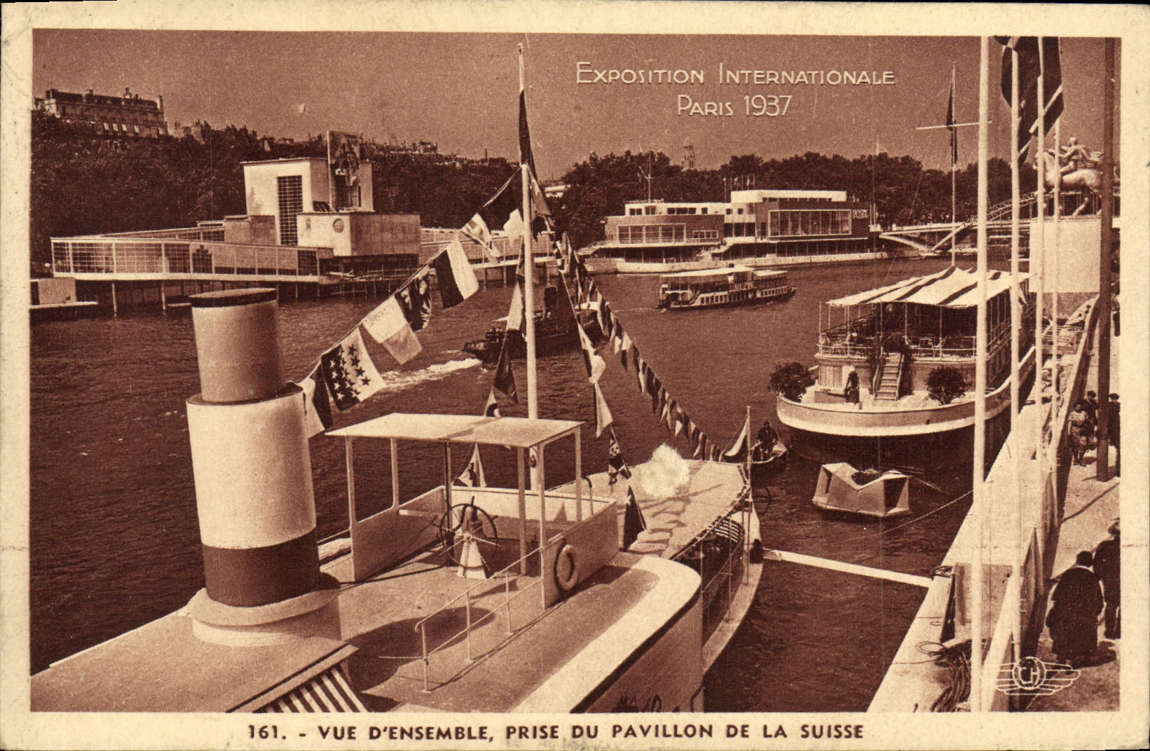 CPA Vue D Ensemble Prise Du Pavillon De La Suisse Paris Exposition internationale 1937