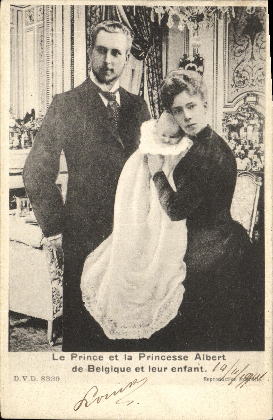 CPA Bruges Le Princesse Albert de Belgique et leur Enfant