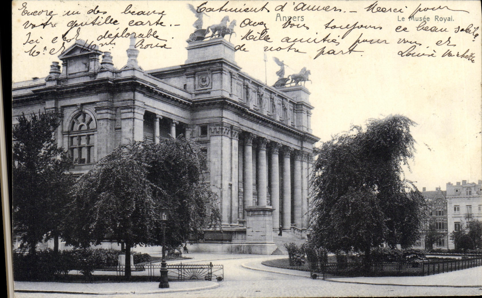 POSTAL Amberes de la VENDIMIA el museo real