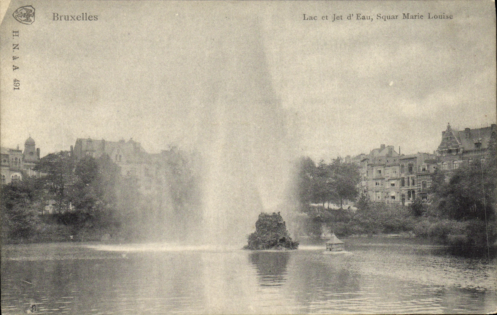 VINTAGE POSTCARD Brussels Lake and jet D water Public garden Marie Louise