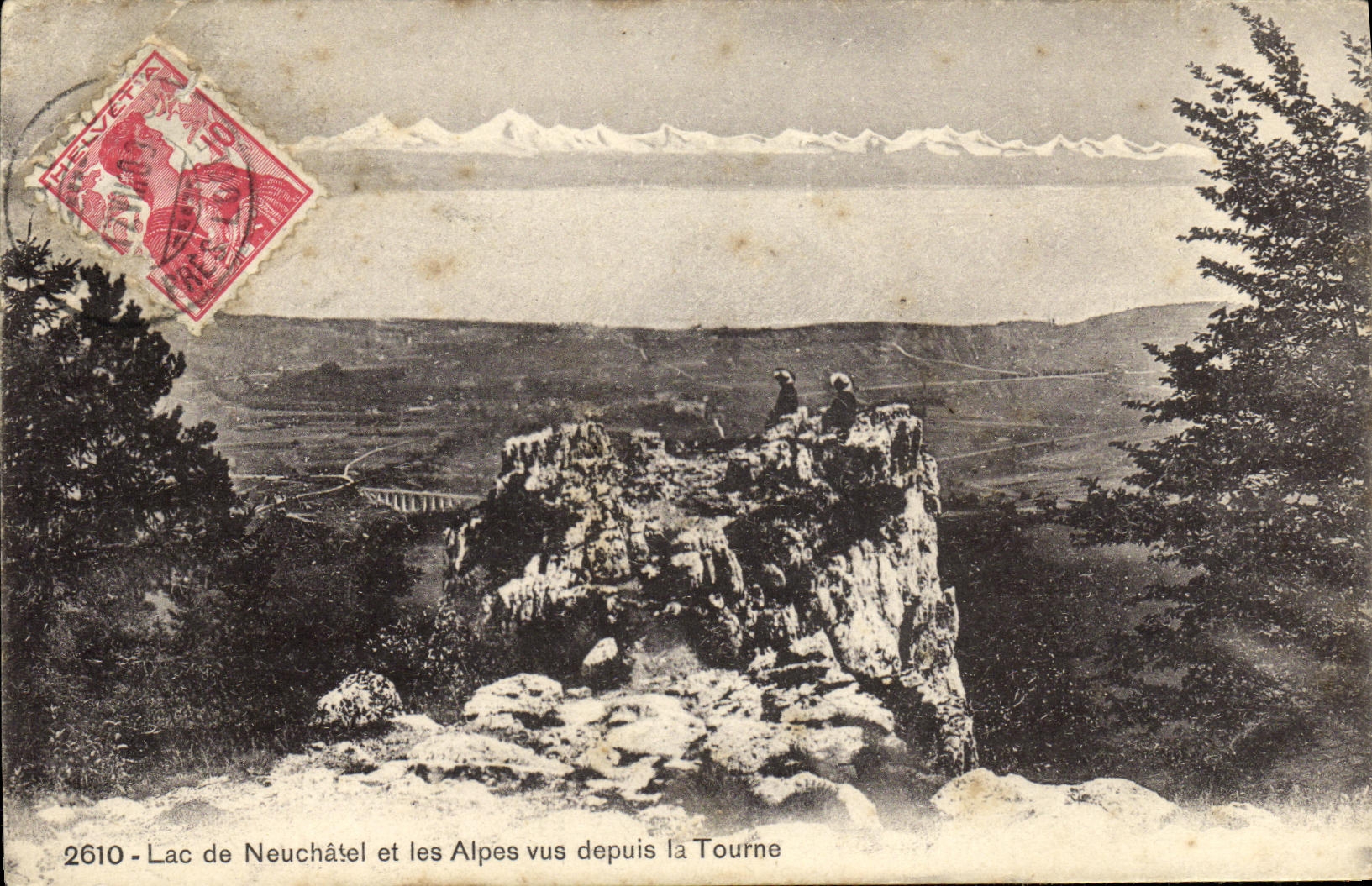 CPA Lac de Neuchatel et les Alpes vus depuis la Tourne