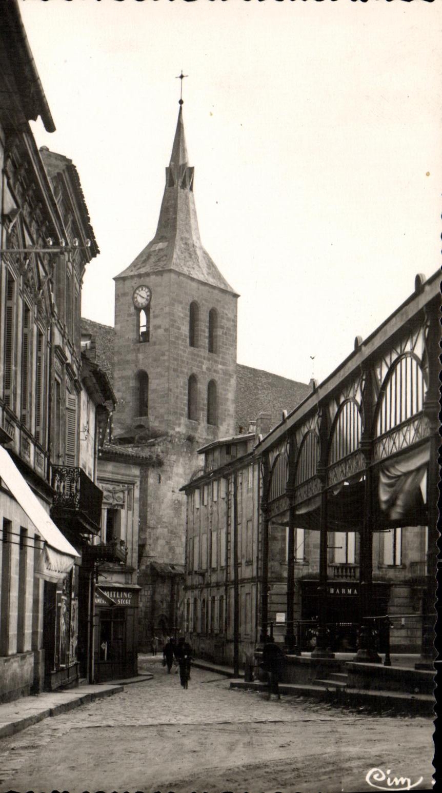 MODERN CARD Guites Street Notre Dame