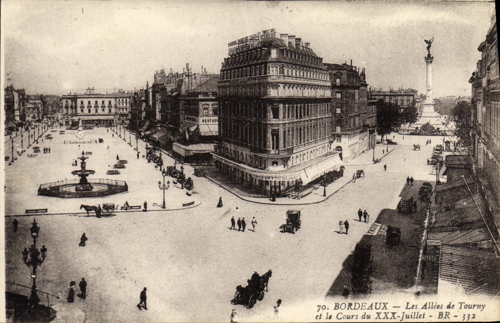 CPA Bordeaux Les Allees de Tourny et le cours du XXX juillet