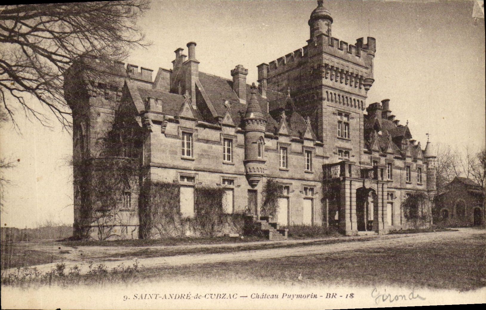 VINTAGE POSTCARD Holy Andre de Cubzac Puymorin Castle