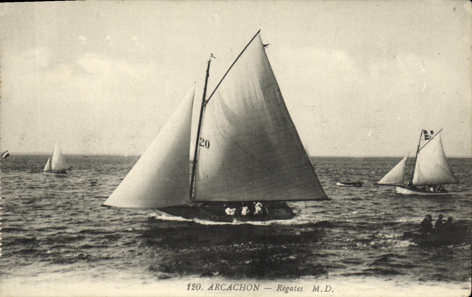 CPA Arcachon Regates Bateau