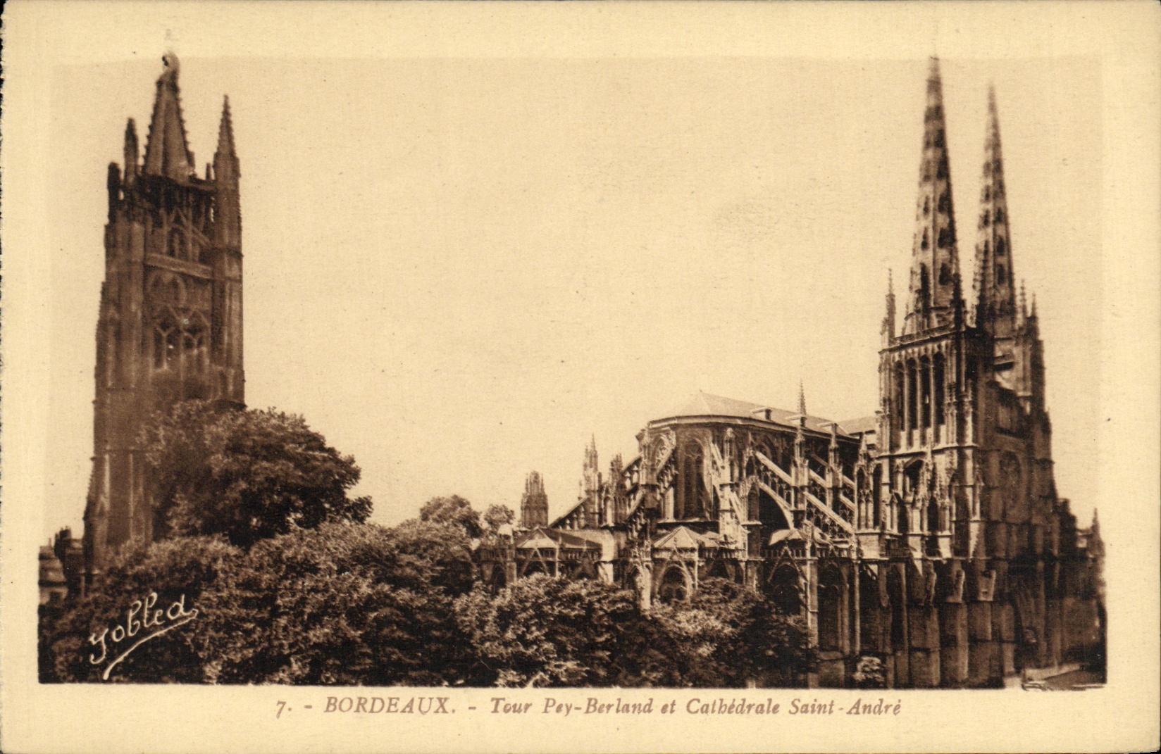 CPA Bordeaux Tour Pey Berland et Cathedrale Saint Andre