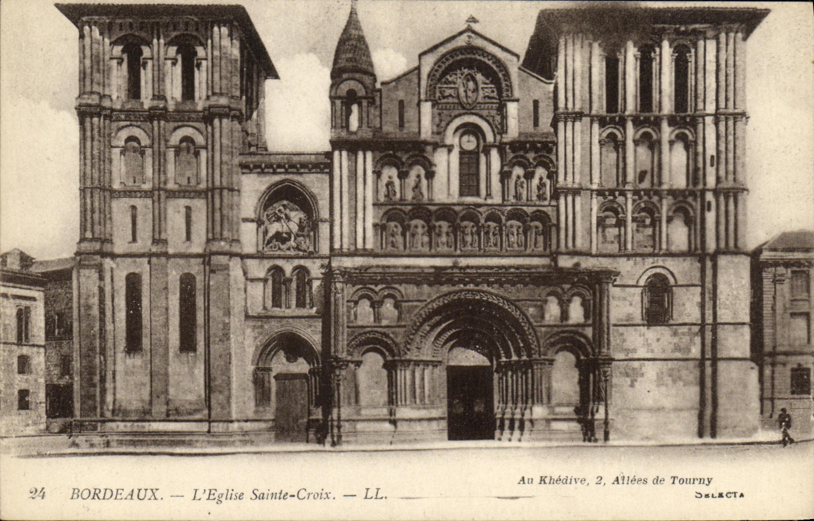 CPA Bordeaux L Eglise Sainte Croix