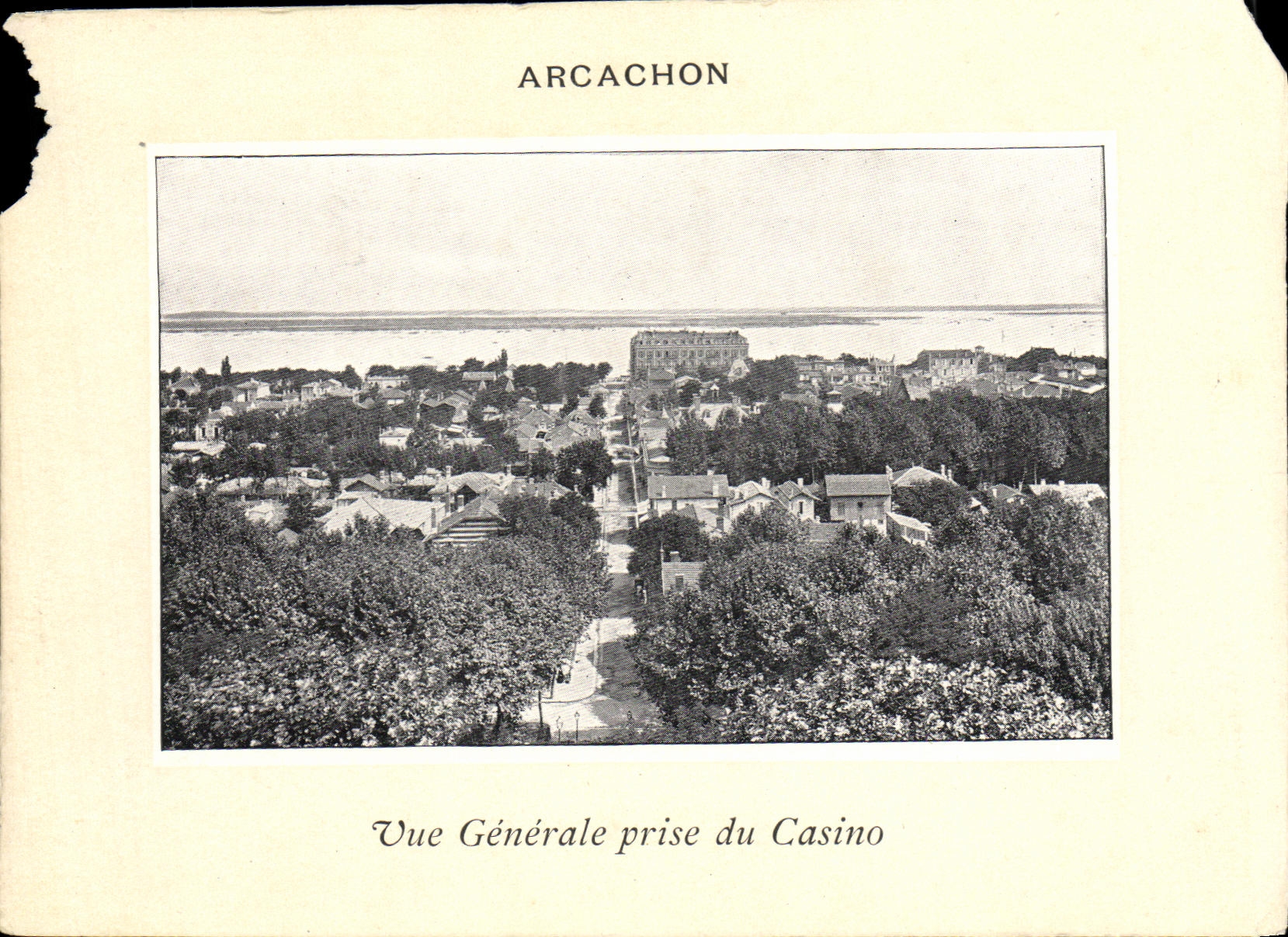 VINTAGE POSTCARD Arcachon Seen Geneale Taken of the Casino