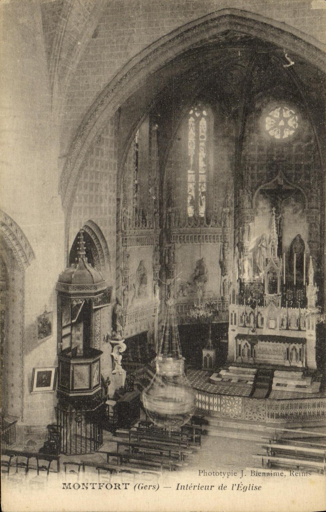 POSTAL Montfort interior de la VENDIMIA de L iglesia