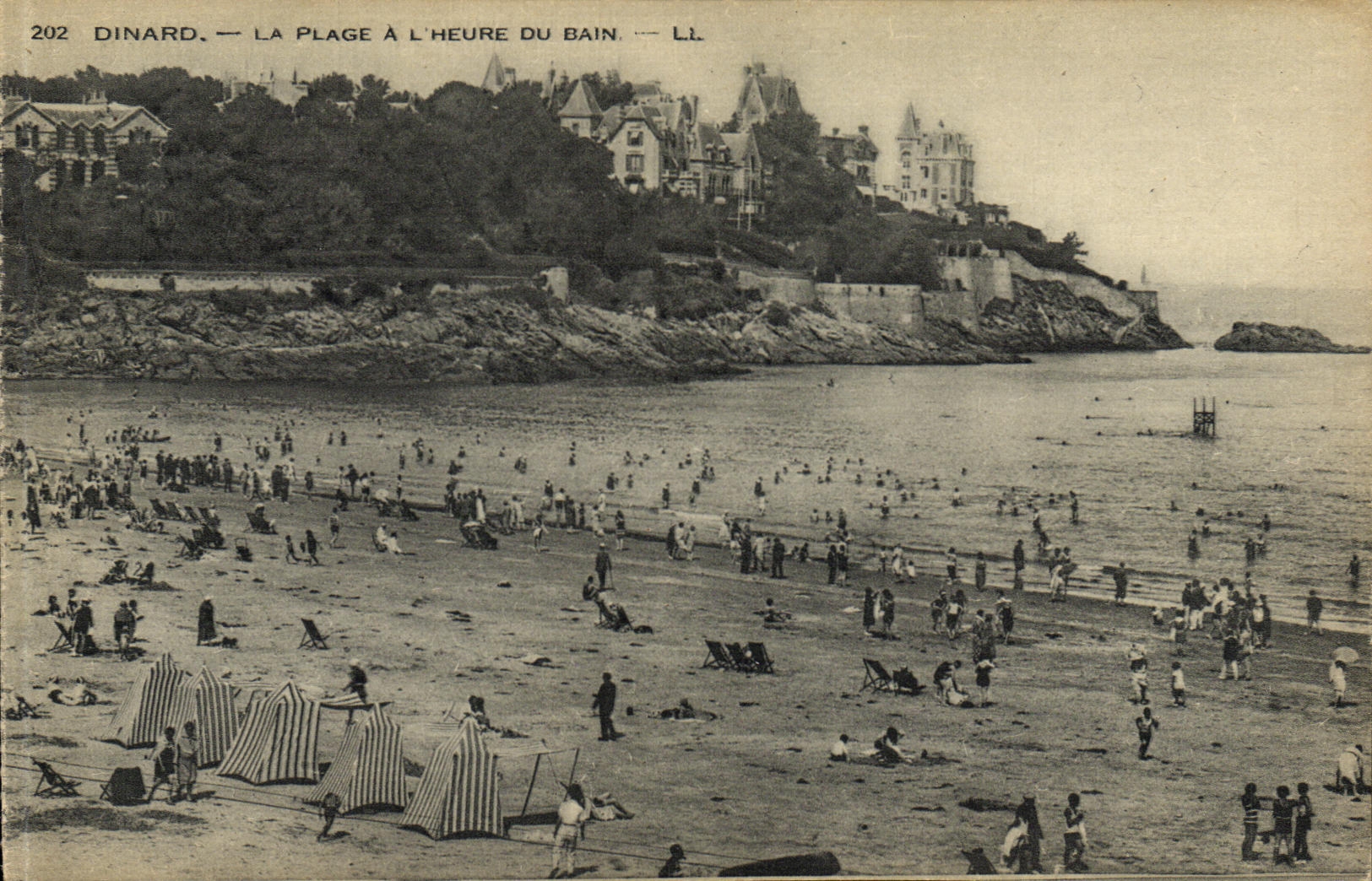 CPA Dinard La Plage a L Here du Bain