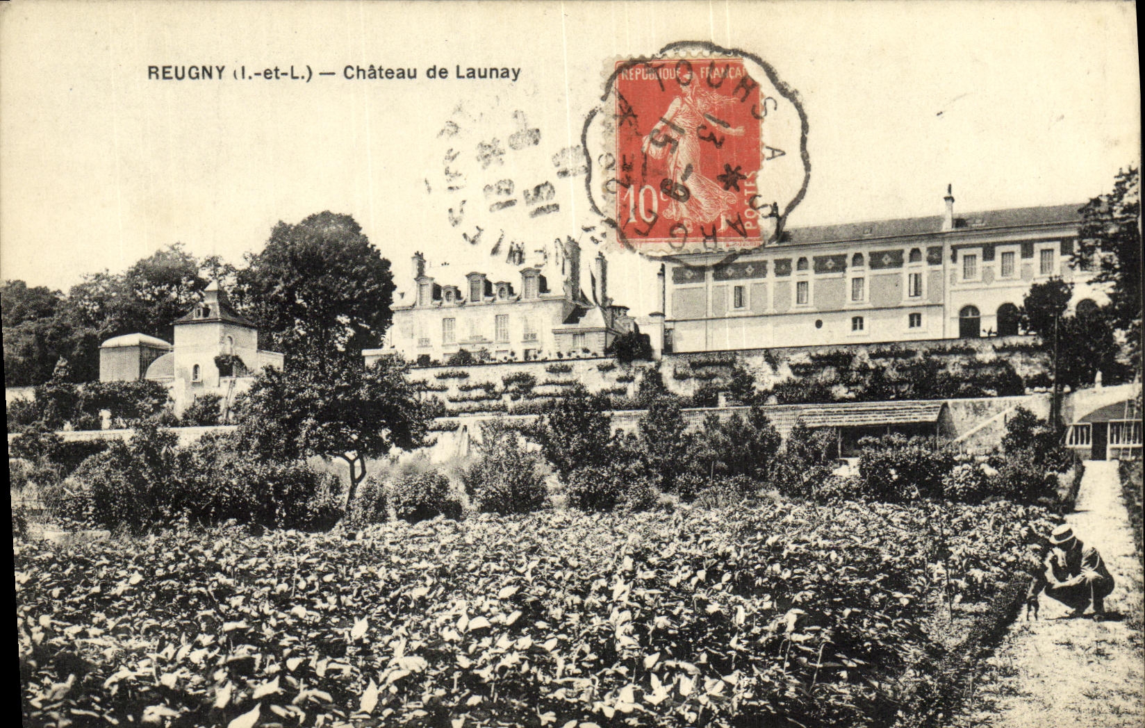 VINTAGE POSTCARD Reugny Castle of Launay