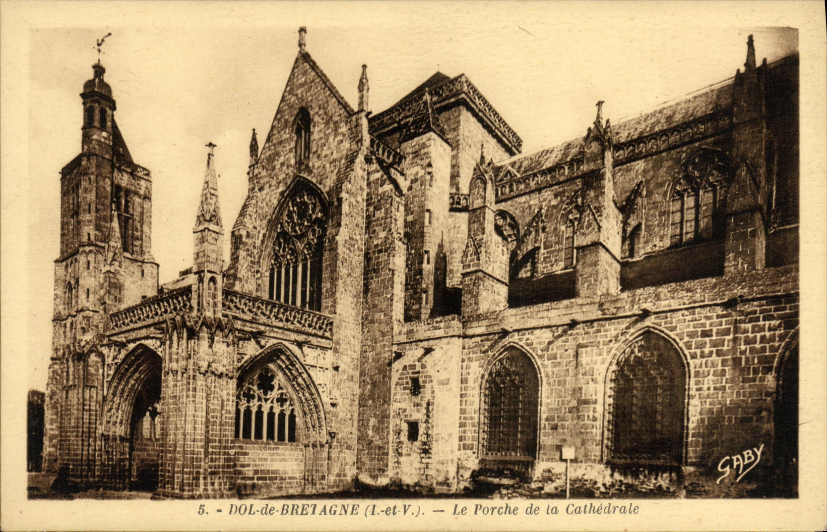 VINTAGE POSTCARD Fraud of Brittany the Porch of the Cathedral