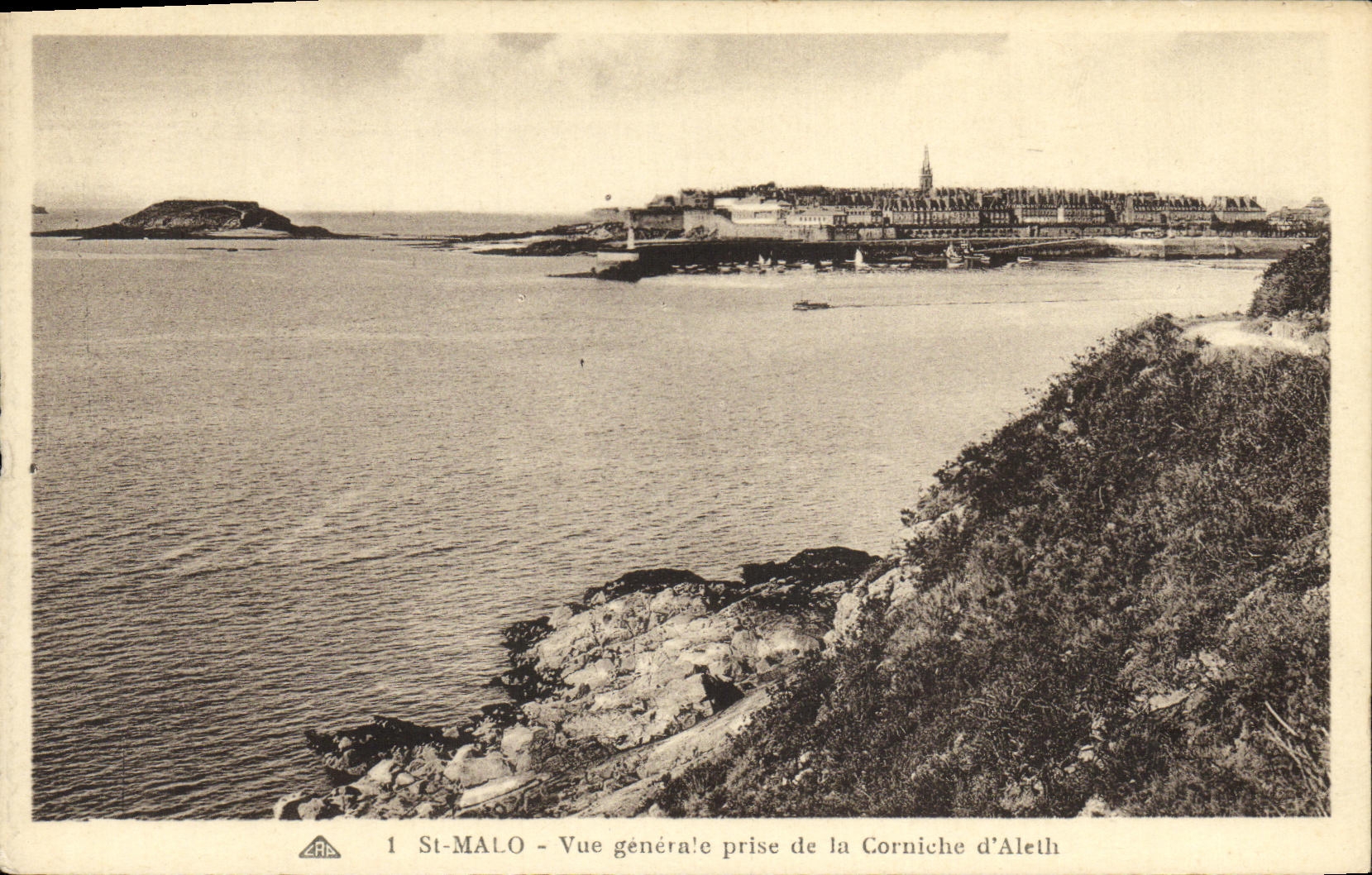 CPA Saint Malo Vue generale prise de la corniche d Aleth
