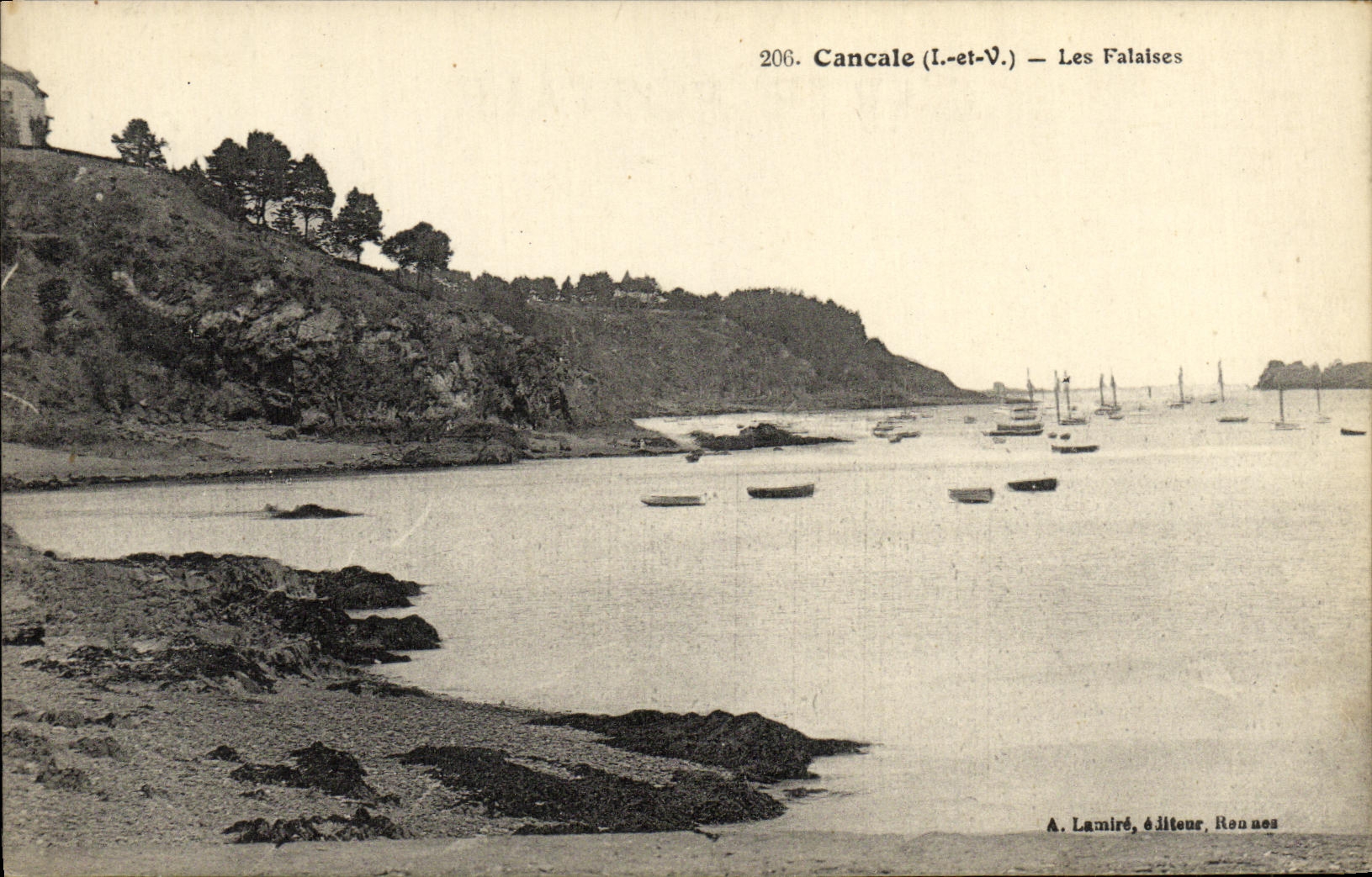 VINTAGE POSTCARD Cancale Falalses