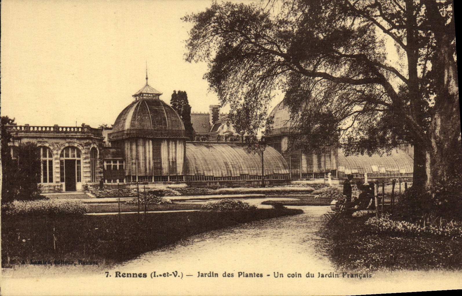 CPA Rennes Jardin des Plantes Un coin du Jardin Francais