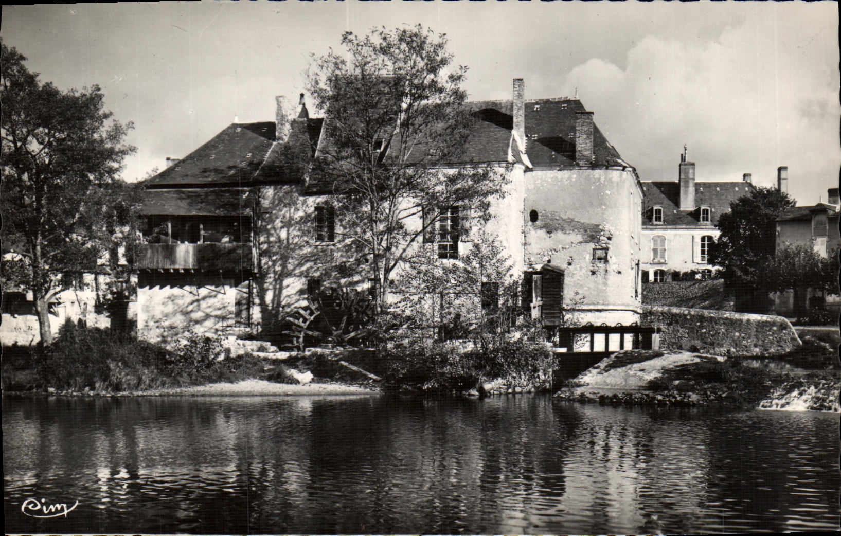 CPM Argenton sur Creuse Le Moulin de Bord