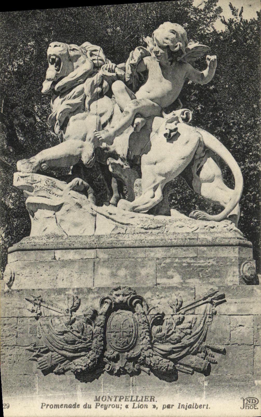 CPA Montpellier Promenade du Peyrou Lion par Injalbert