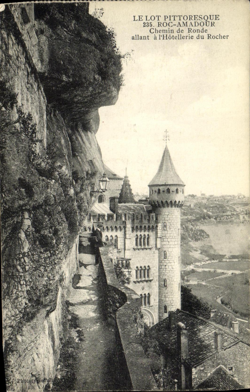 CPA Le Lot Pittoresque Rocamadour Chemin de Ronde allant a l Hotellerie du Rocher