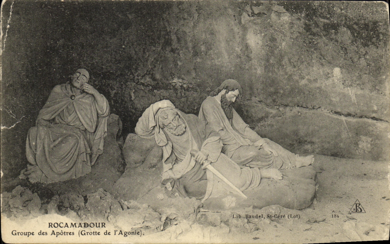 CPA Rocamadour Groupe des Apotres Grotte de l agonie