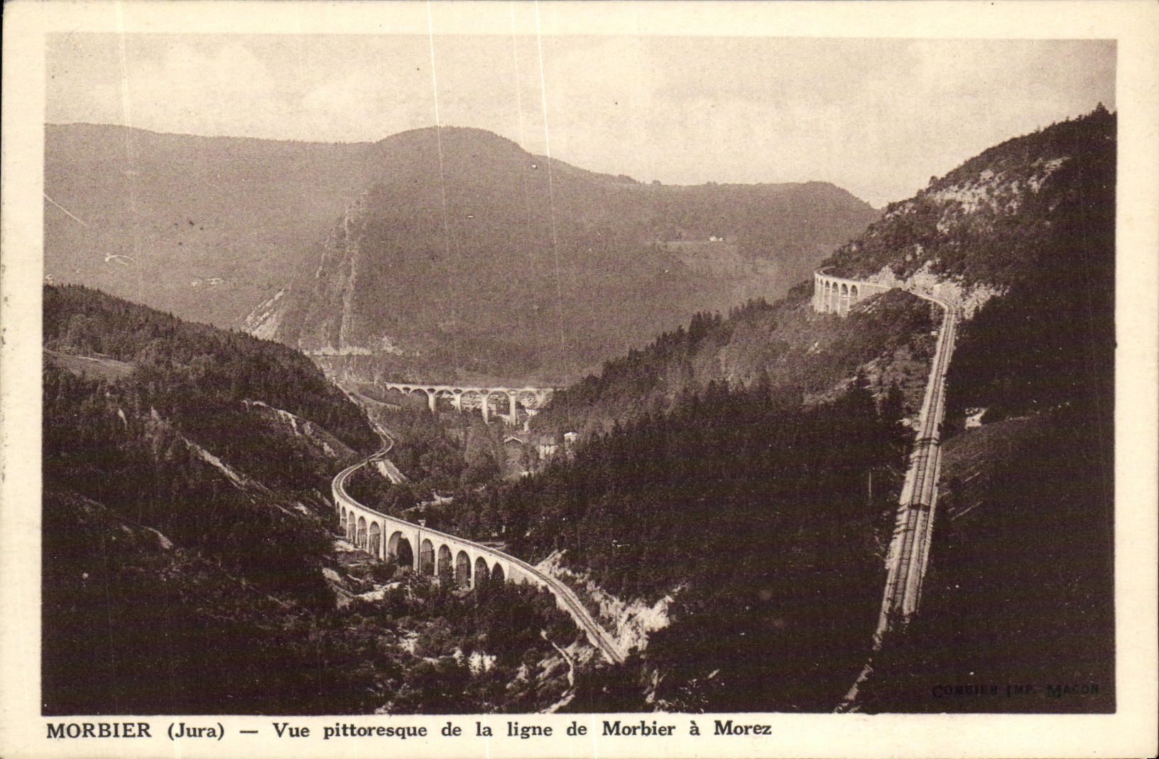 Pintoresco vista Morbier de la POSTAL de la VENDIMIA de la linea de Morbier tiene Morez