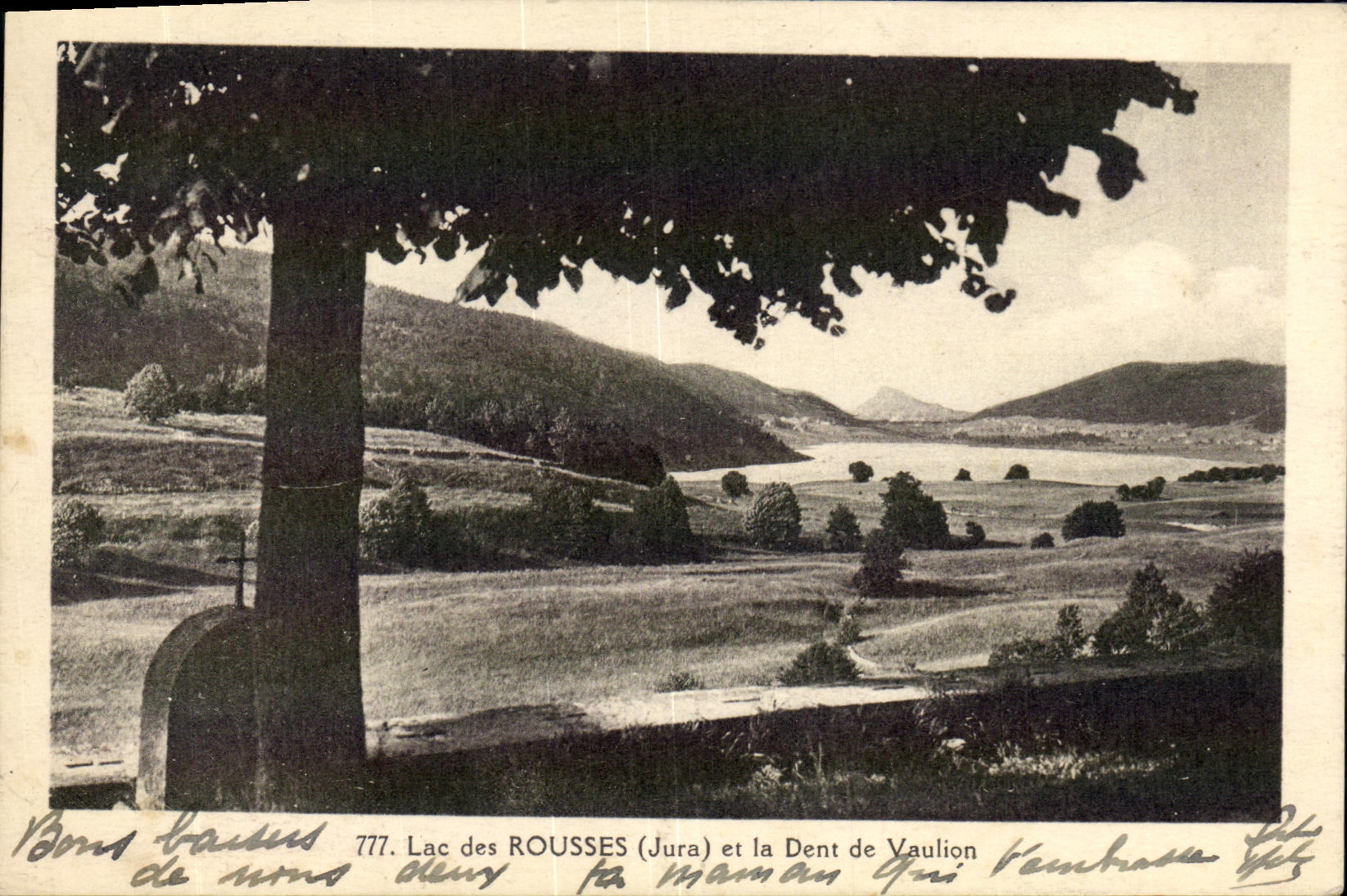 VINTAGE POSTCARD Lake of Russet red and the Tooth of Vaulion