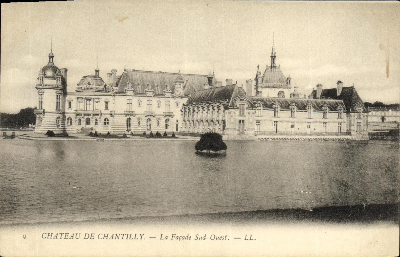 CPA Chateau de Chantilly La Facade Sud Ouest