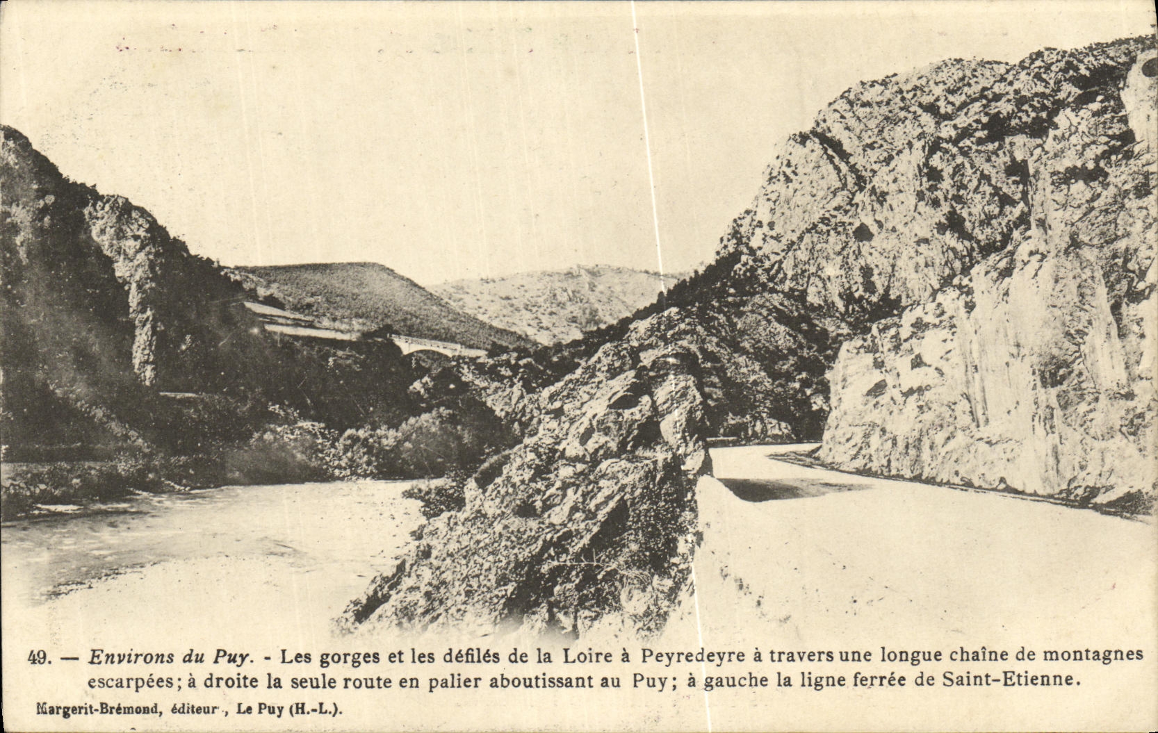 VINTAGE POSTCARD Envrions of Puy the throats and the processions of the Loire has Peyredeyre