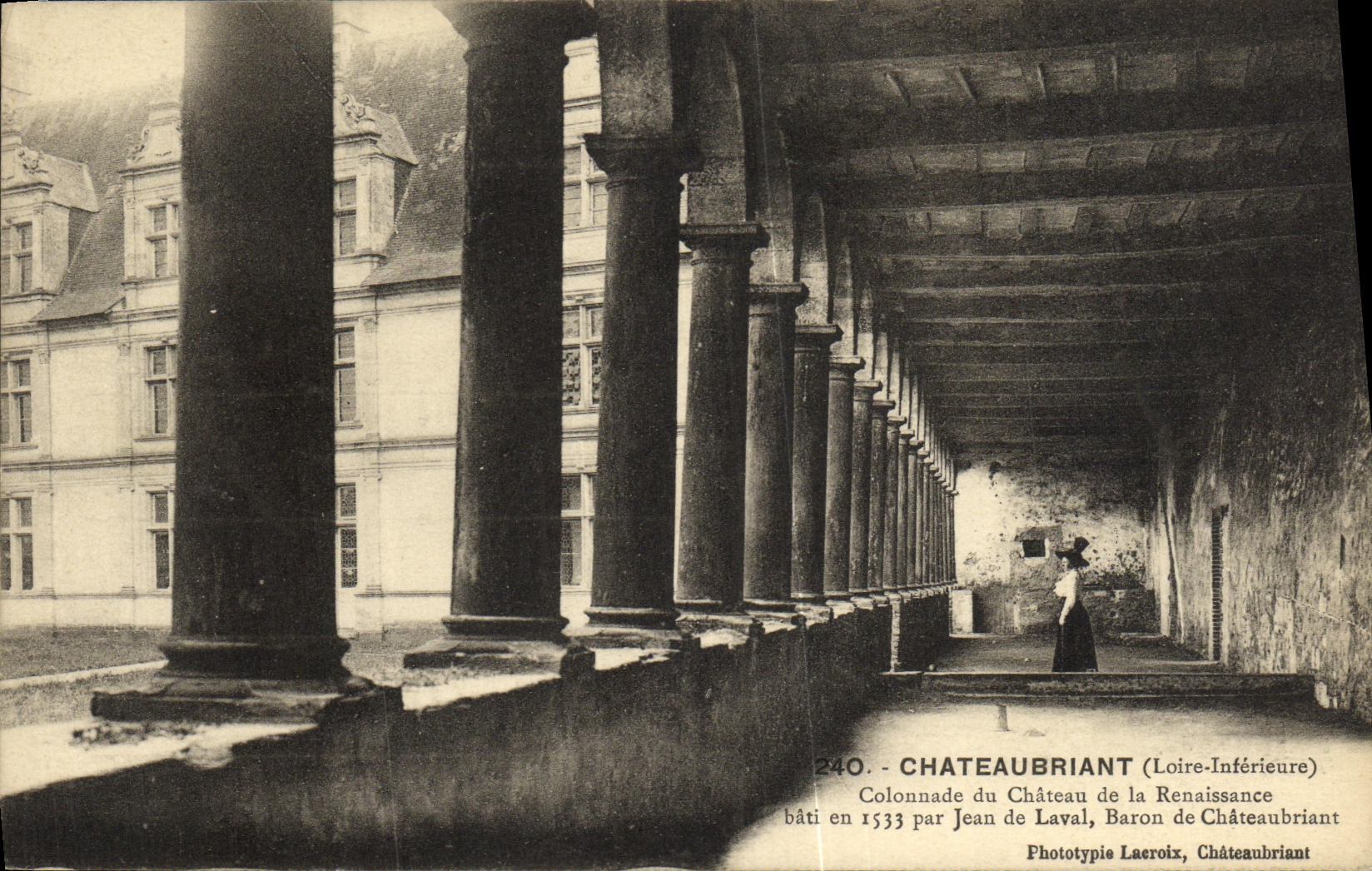 VINTAGE POSTCARD Chateaubriant Colonnade of the castle of Renaissance