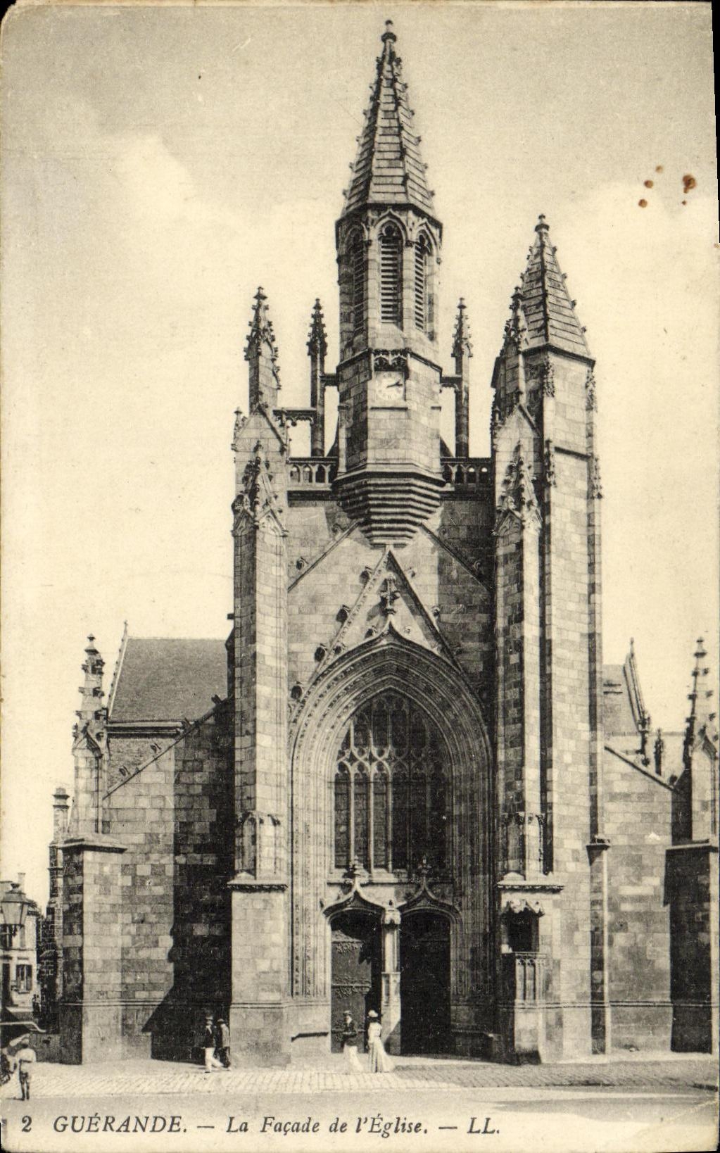 CPA Guerande La Facade de L Eglise