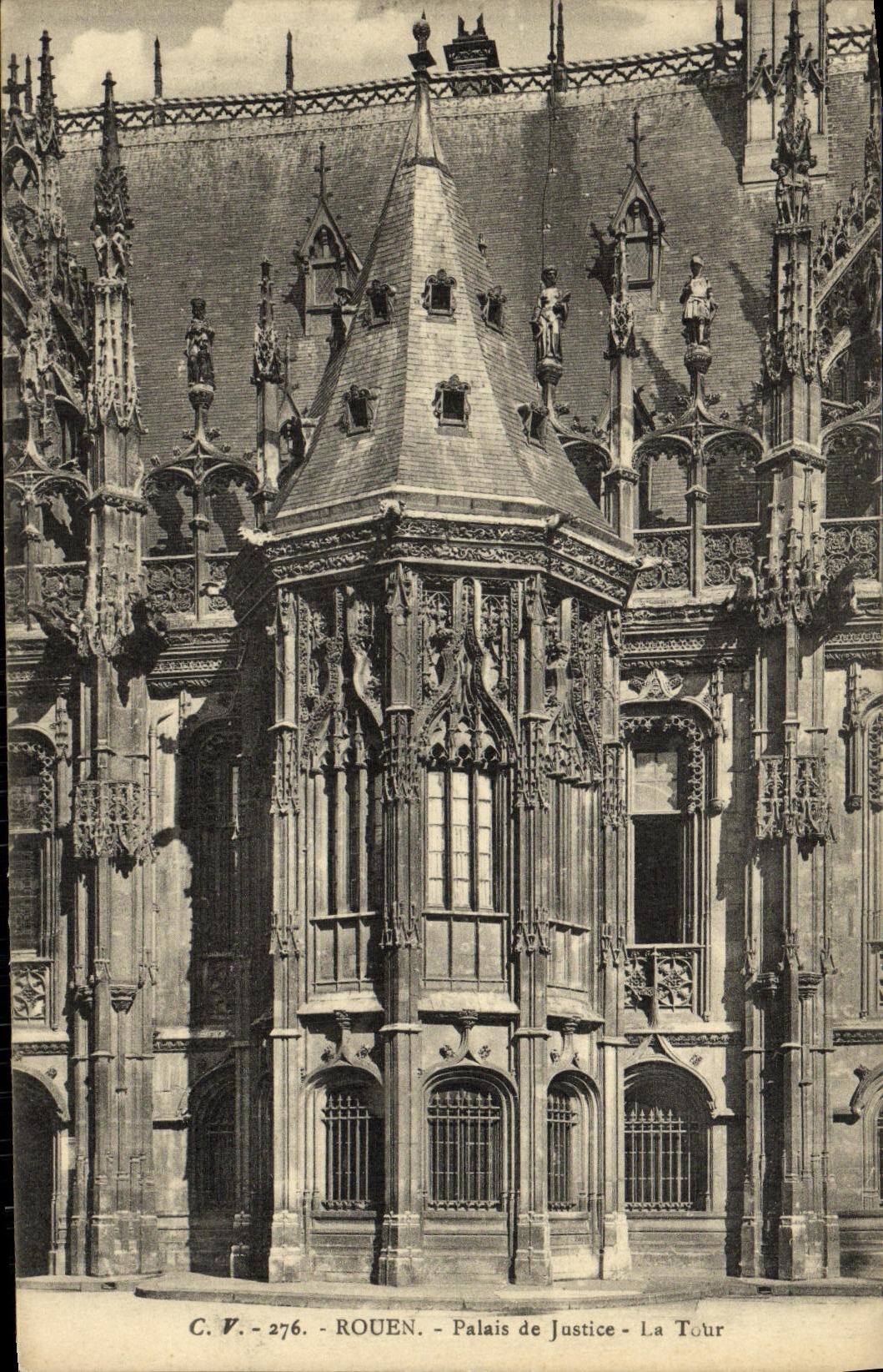 VINTAGE POSTCARD Rouen Law courts the Tower