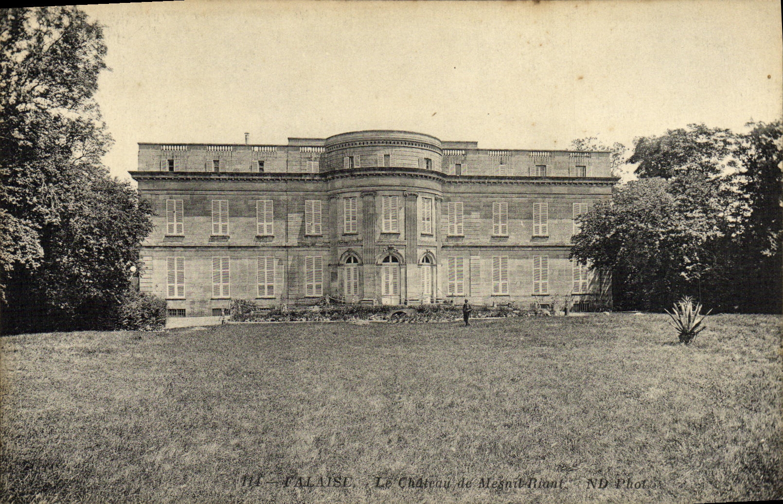 CPA Falaise Le chateau de Mesnil Riant 