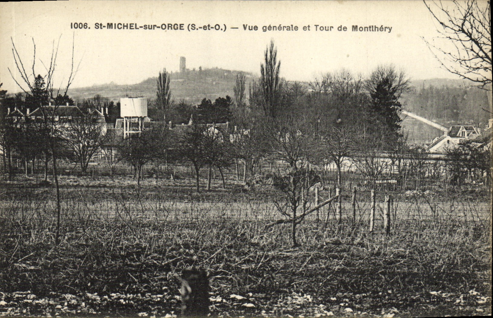 CPA St Michel sur Orge Vue Generale et Tour de Monthery