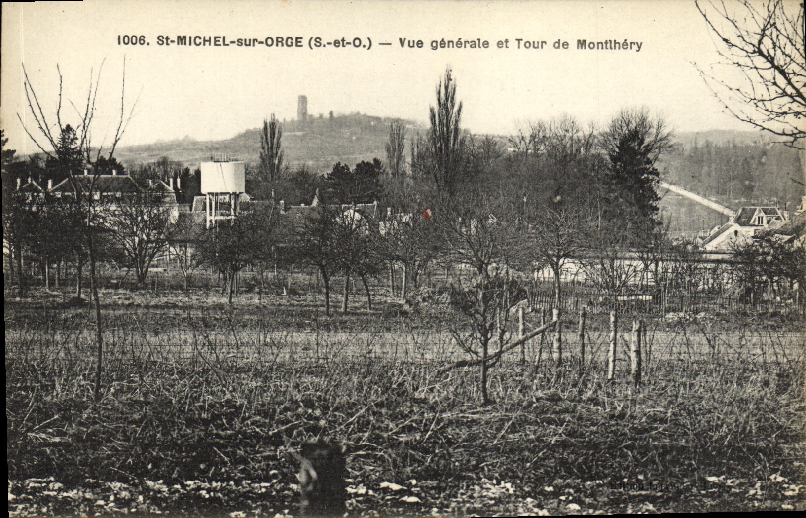 CPA St Michel sur Orge Vue Generale et Tour de Monthery