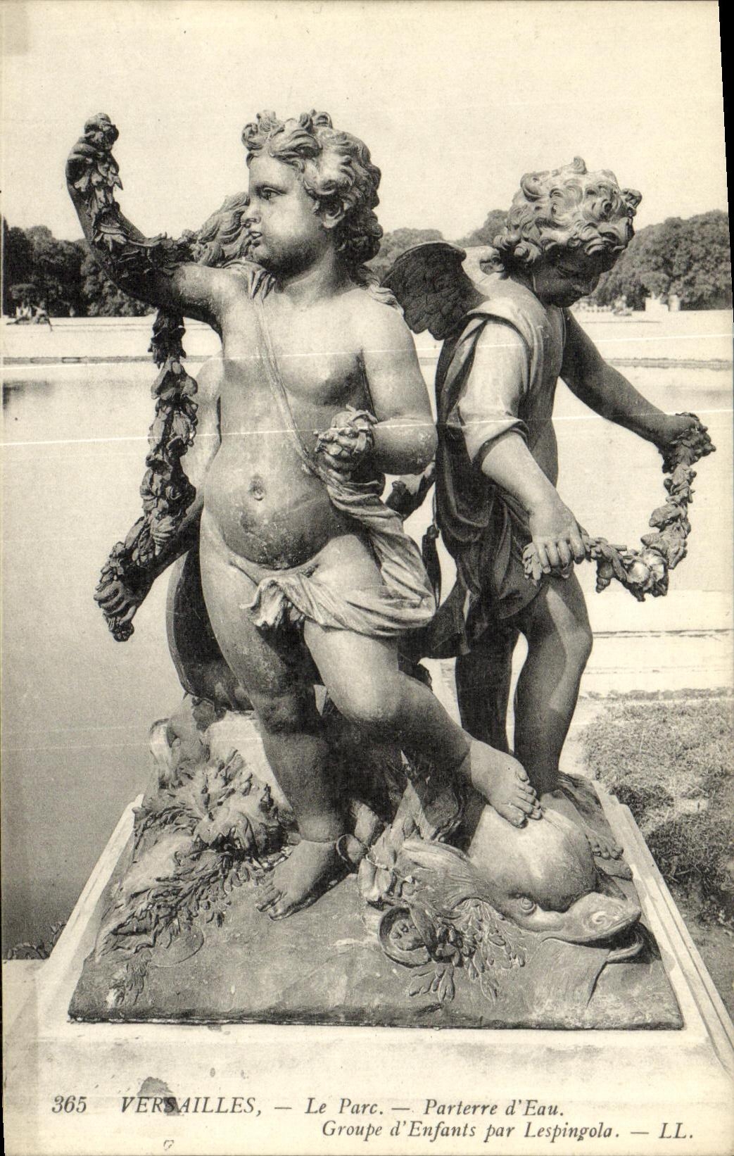 CPA Versailles Le Parc Parterre d Eau Gronpe d Enfants Par Lespingola 